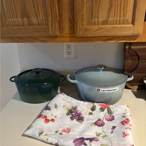 Romantic Garden Aesthetic Tablecloth